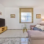 Luxury Sea Views Heart Of St Julians ヴィラ