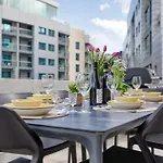 Luxury Sea Views Heart Of St Julians *