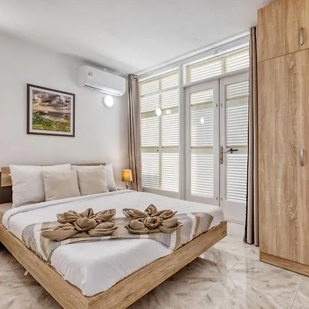 Luxury Sea Views Heart Of St Julians Villa