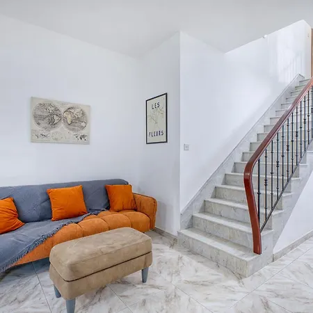 Luxury Sea Views Heart Of St Julians San Ġiljan