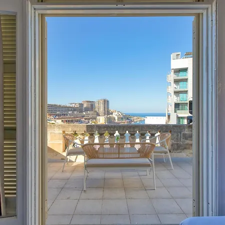 Luxury Sea Views Heart Of St Julians Villa *