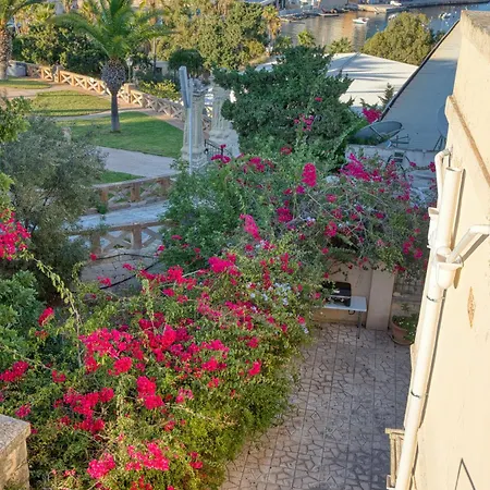 Luxury Sea Views Heart Of St Julians *