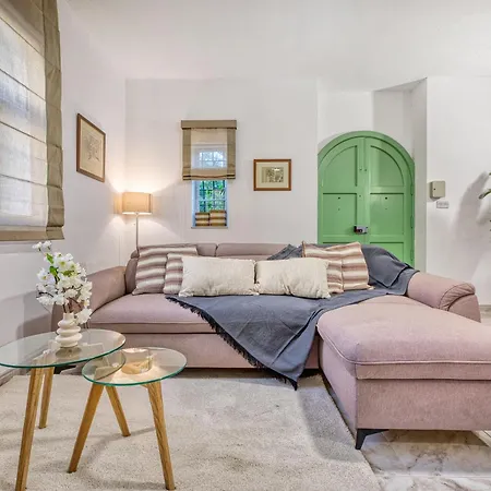 Luxury Sea Views Heart Of St Julians * Сент Джулианс