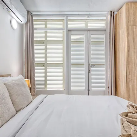 Luxury Sea Views Heart Of St Julians Вилла *