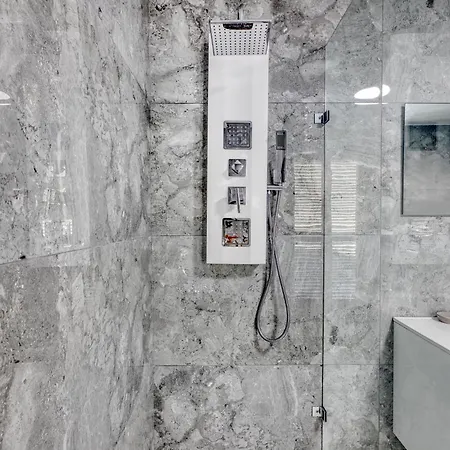 Luxury Sea Views Heart Of St Julians Вилла *