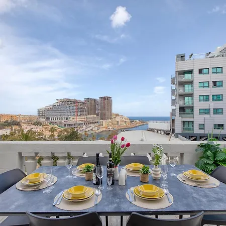 Luxury Sea Views Heart Of St Julians *