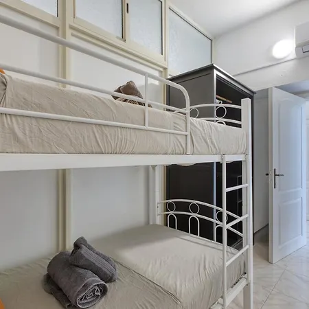 Luxury Sea Views Heart Of St Julians *