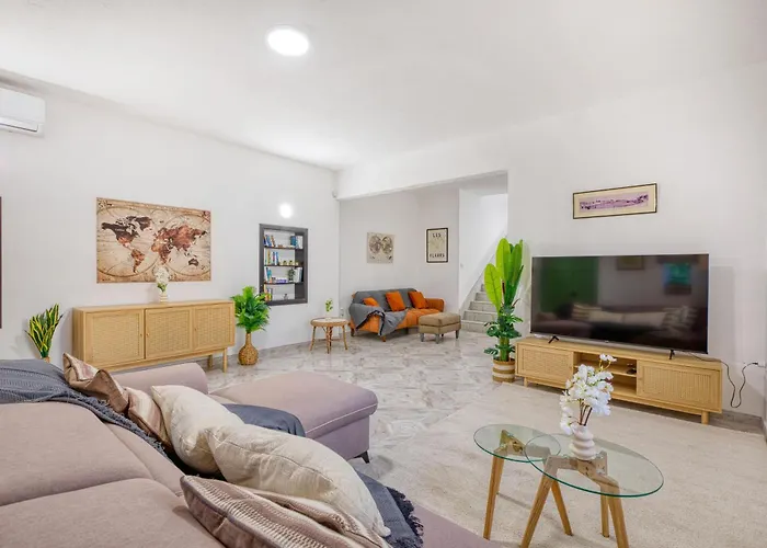 Luxury Sea Views Heart Of St Julians Villa