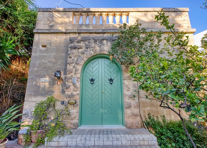 Luxury Sea Views Heart Of St Julians Villa San Giuliano