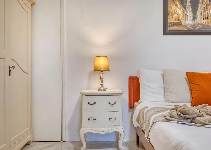 Luxury Sea Views Heart Of St Julians