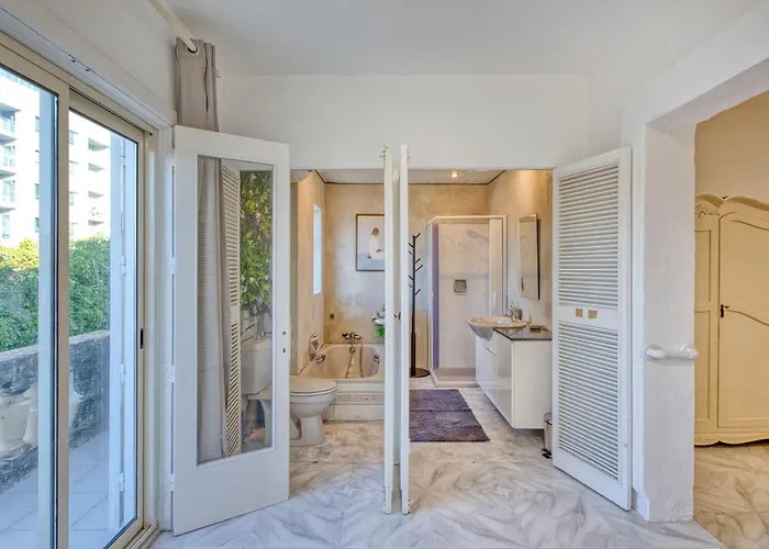 Luxury Sea Views Heart Of St Julians Villa *