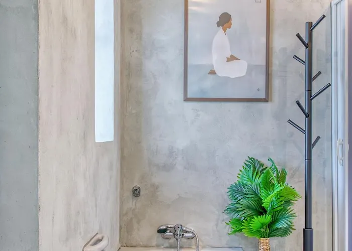 Luxury Sea Views Heart Of St Julians * San Julián