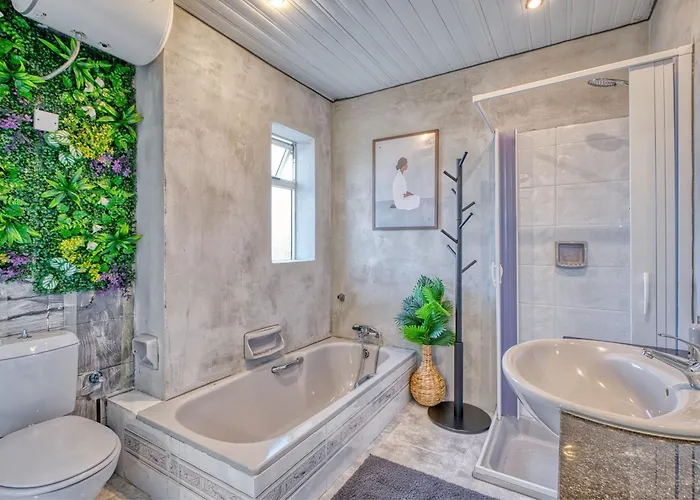 Villa Luxury Sea Views Heart Of St Julians San Giuliano