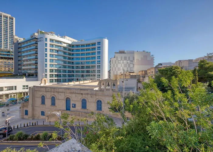 Luxury Sea Views Heart Of St Julians