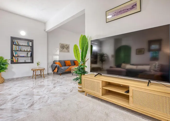 Luxury Sea Views Heart Of St Julians * San Giuliano