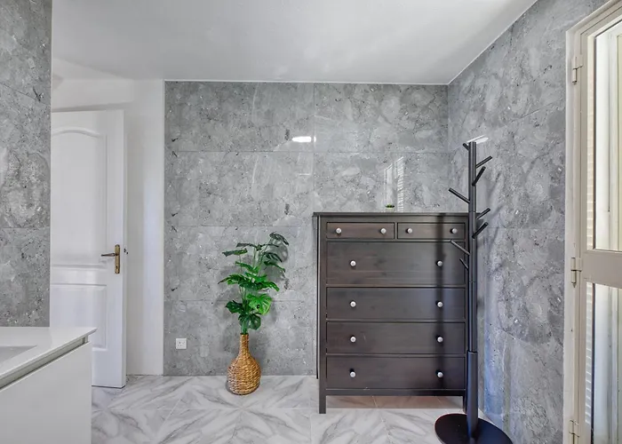 Luxury Sea Views Heart Of St Julians Villa