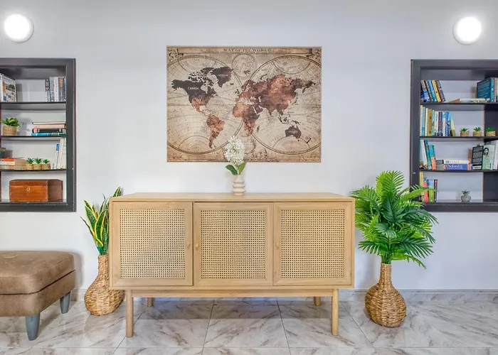 Luxury Sea Views Heart Of St Julians