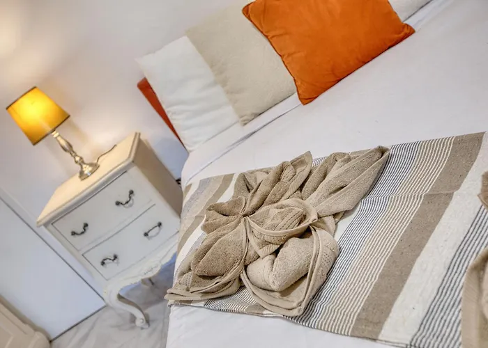 Luxury Sea Views Heart Of St Julians