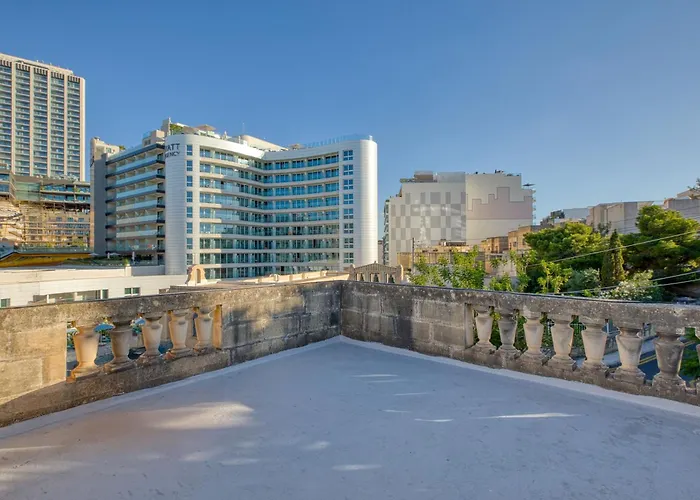 Luxury Sea Views Heart Of St Julians Villa San Giuliano