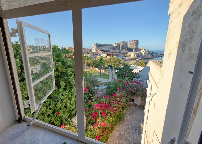 Luxury Sea Views Heart Of St Julians Villa