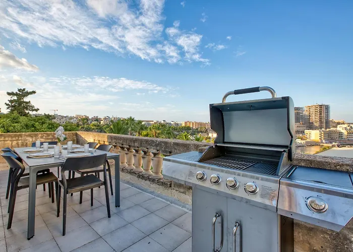 Villa Luxury Sea Views Heart Of St Julians