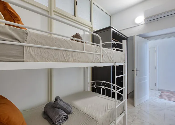 Luxury Sea Views Heart Of St Julians *